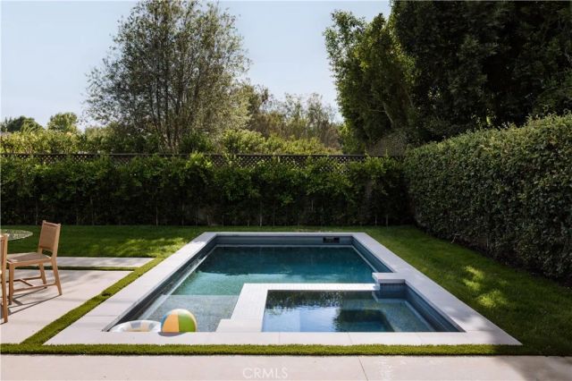 5267 Ventura Canyon Avenue, Sherman Oaks, CA 91401