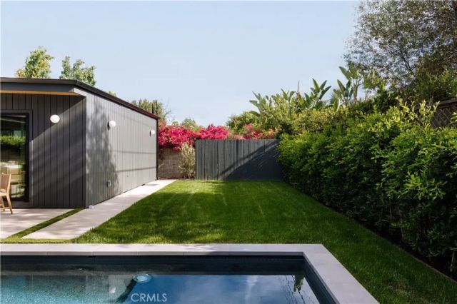 5267 Ventura Canyon Avenue, Sherman Oaks, CA 91401