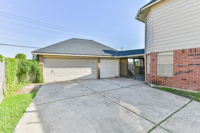 2630 Vermillion Road, Seabrook, TX 77586