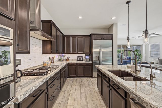 1235 W PAGODA Avenue, Queen Creek, AZ 85140