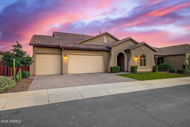 1235 W PAGODA Avenue, Queen Creek, AZ 85140