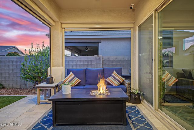 1235 W PAGODA Avenue, Queen Creek, AZ 85140