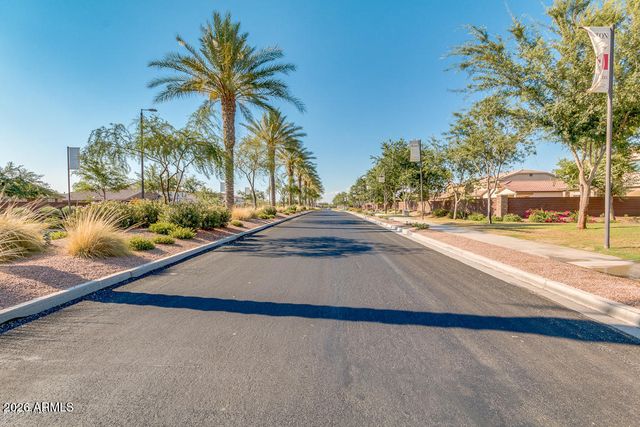 1235 W PAGODA Avenue, Queen Creek, AZ 85140