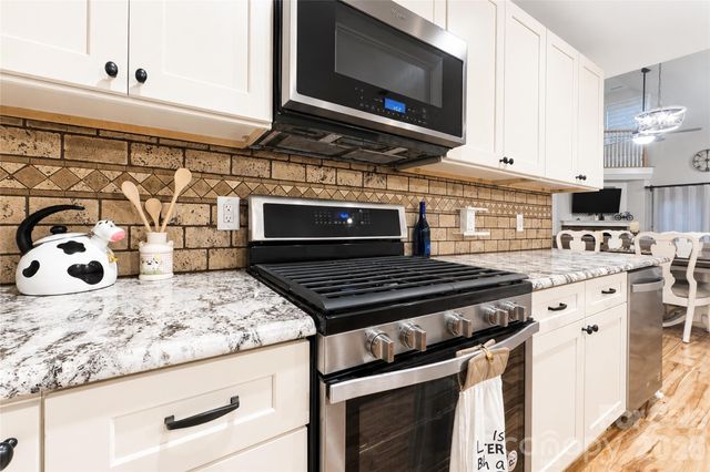 6047 Chaucer Lane, Granite Falls, NC 28630