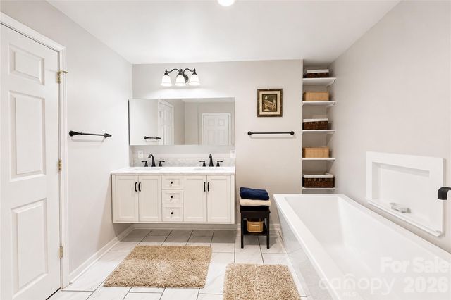 6047 Chaucer Lane, Granite Falls, NC 28630