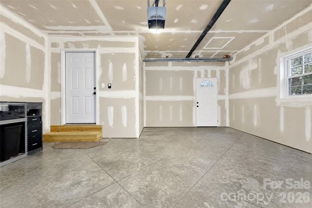 6047 Chaucer Lane, Granite Falls, NC 28630