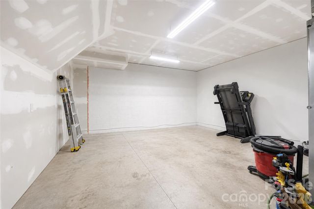 6047 Chaucer Lane, Granite Falls, NC 28630