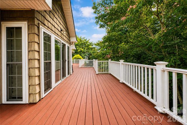 6047 Chaucer Lane, Granite Falls, NC 28630