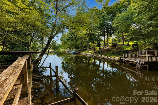 6047 Chaucer Lane, Granite Falls, NC 28630