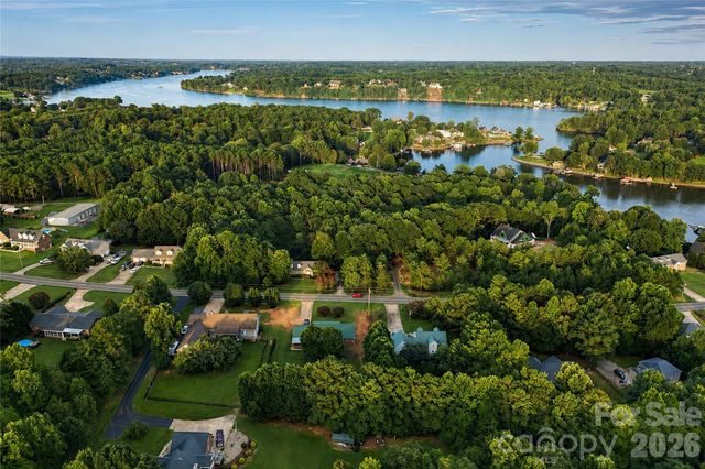 6047 Chaucer Lane, Granite Falls, NC 28630