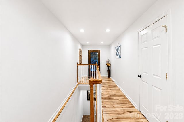 6047 Chaucer Lane, Granite Falls, NC 28630