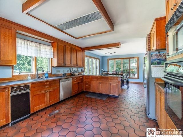 297 Central Avenue, Pomfret, NY 14063