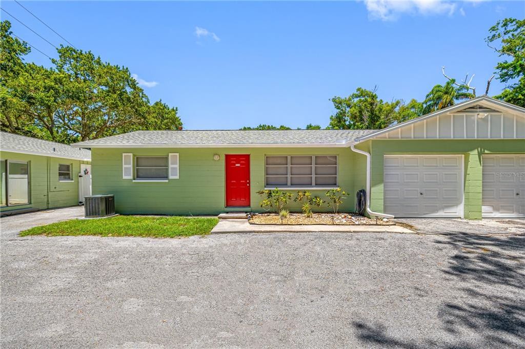 539 NEW YORK AVENUE, Dunedin, FL 34698