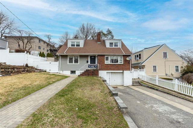5 Cross Hill Avenue, Yonkers, NY 10703