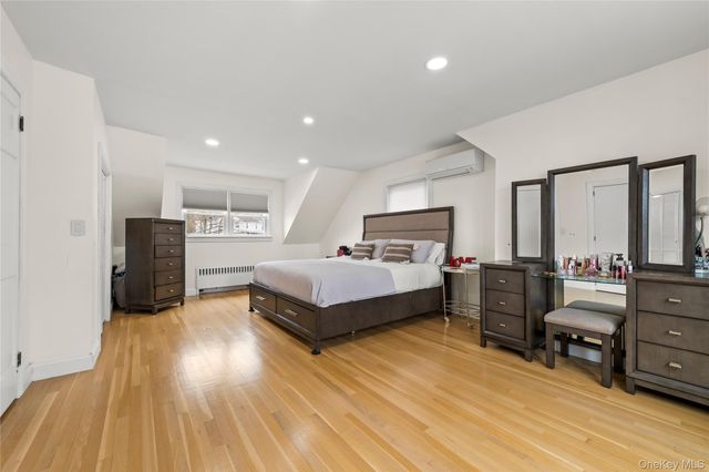 5 Cross Hill Avenue, Yonkers, NY 10703