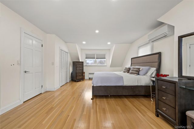 5 Cross Hill Avenue, Yonkers, NY 10703