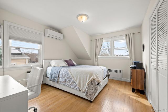 5 Cross Hill Avenue, Yonkers, NY 10703