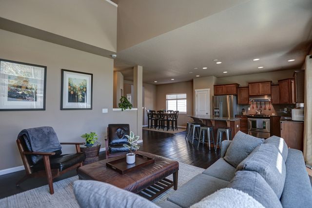 1880 N Winchester St, Liberty Lake, WA 99019