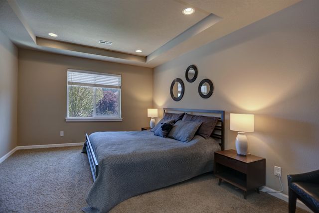 1880 N Winchester St, Liberty Lake, WA 99019
