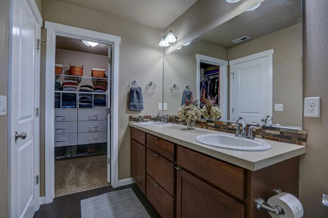 1880 N Winchester St, Liberty Lake, WA 99019