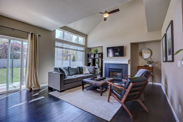 1880 N Winchester St, Liberty Lake, WA 99019