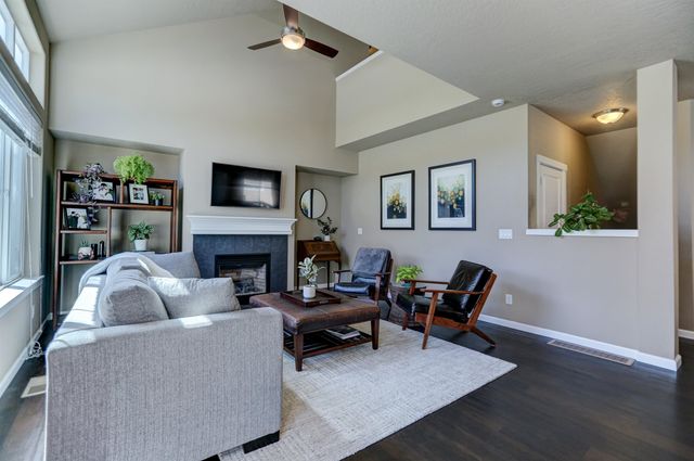 1880 N Winchester St, Liberty Lake, WA 99019
