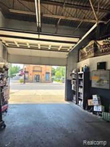 1018 W 9 Mile Road, Ferndale, MI 48220