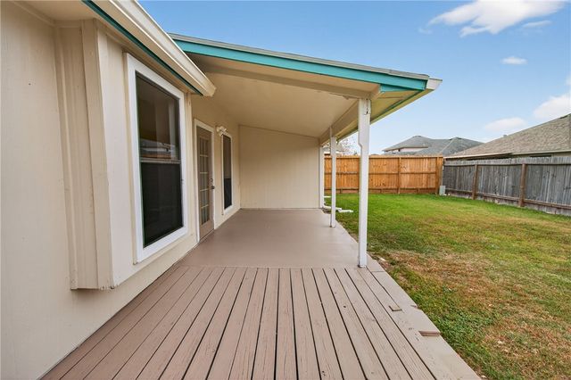 8001 Rock Crest Dr, Corpus Christi, TX 78414