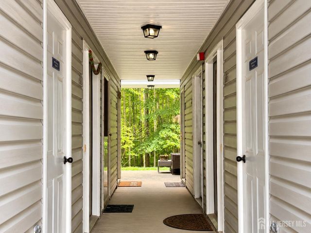 207 Prestwick Way, Edison, NJ 08820