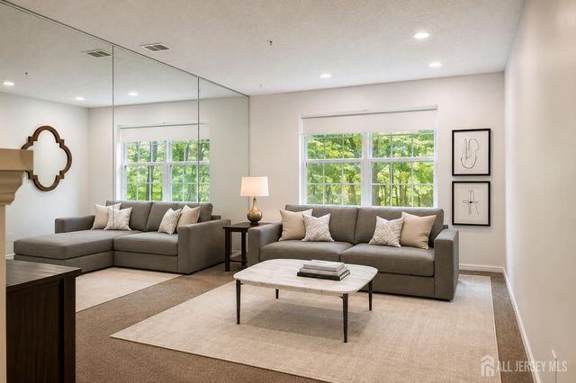 207 Prestwick Way, Edison, NJ 08820