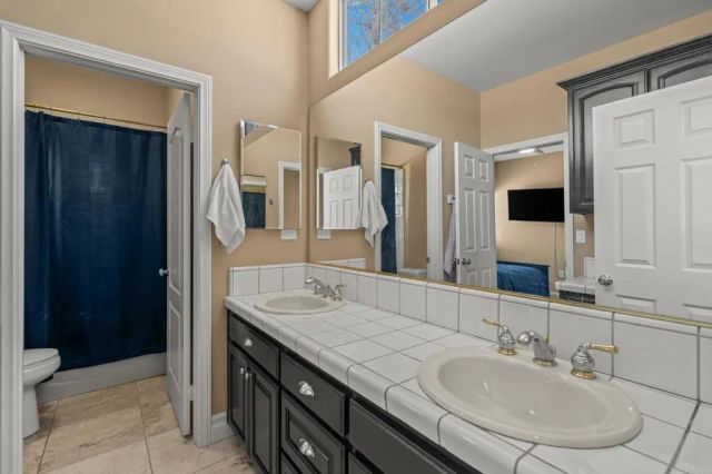 1887 Coronado View, Alpine, CA 91901