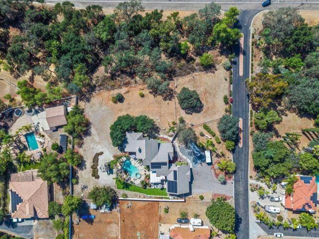 1887 Coronado View, Alpine, CA 91901
