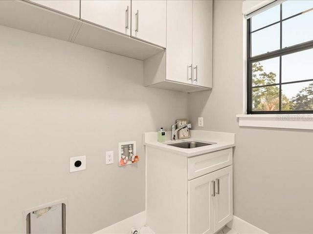 1405 MILLER AVENUE, Winter Park, FL 32789