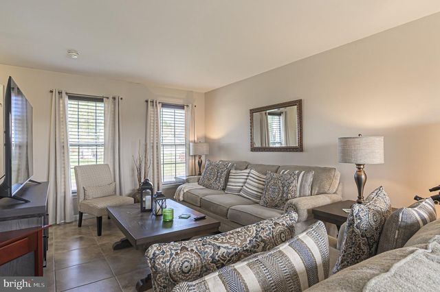 776 FAIRVIEW AVE, Hammonton, NJ 08037