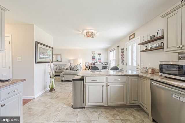 776 FAIRVIEW AVE, Hammonton, NJ 08037