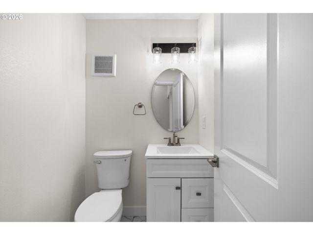 7684 Se 98TH Ave, Portland, OR 97266