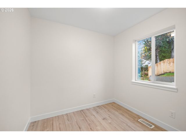 7684 Se 98TH Ave, Portland, OR 97266