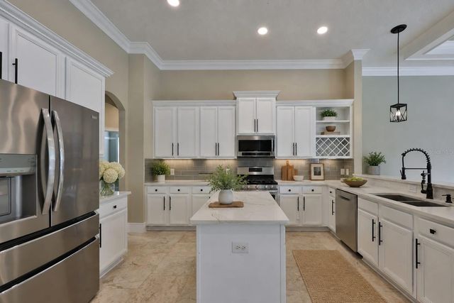 808 RIVER HAMMOCK BOULEVARD, Brandon, FL 33511