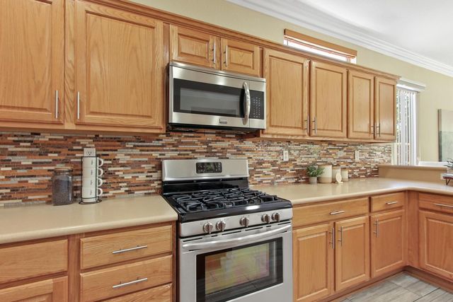 855 Waterfield Ct, Lincoln, CA 95648