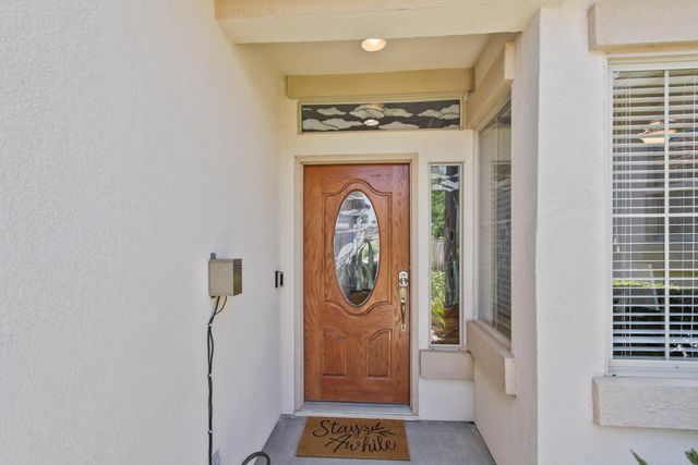 855 Waterfield Ct, Lincoln, CA 95648