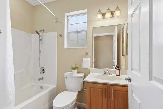 855 Waterfield Ct, Lincoln, CA 95648