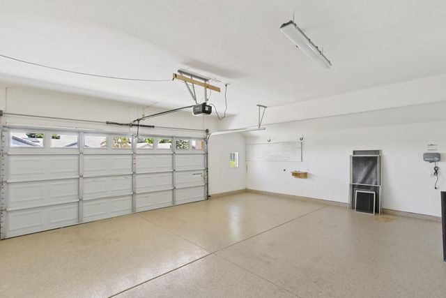 855 Waterfield Ct, Lincoln, CA 95648