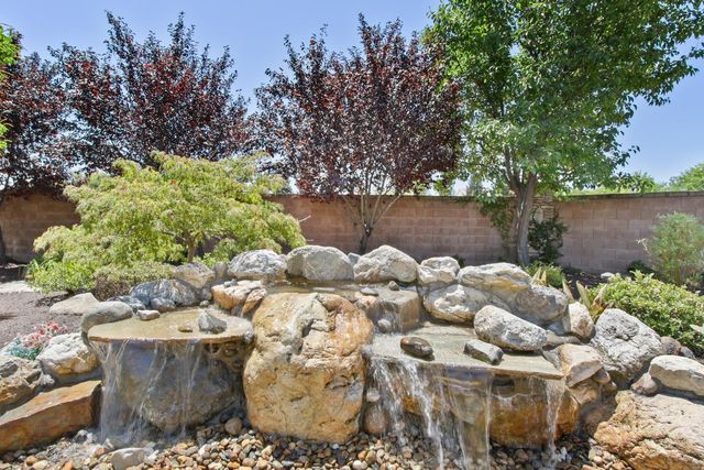 855 Waterfield Ct, Lincoln, CA 95648