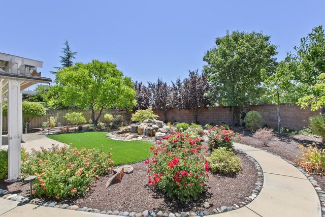 855 Waterfield Ct, Lincoln, CA 95648