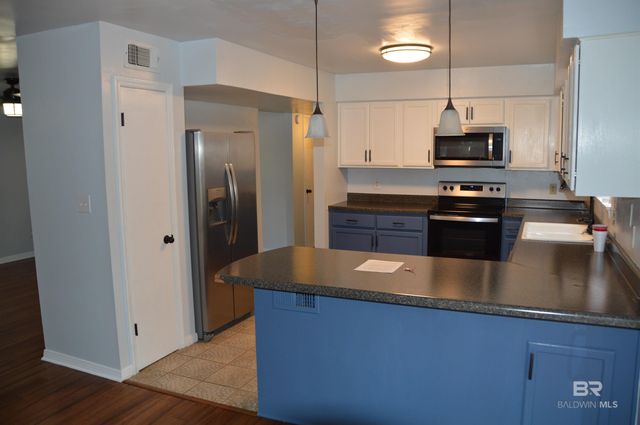 2564 Manuel Drive, Lillian, AL 36549