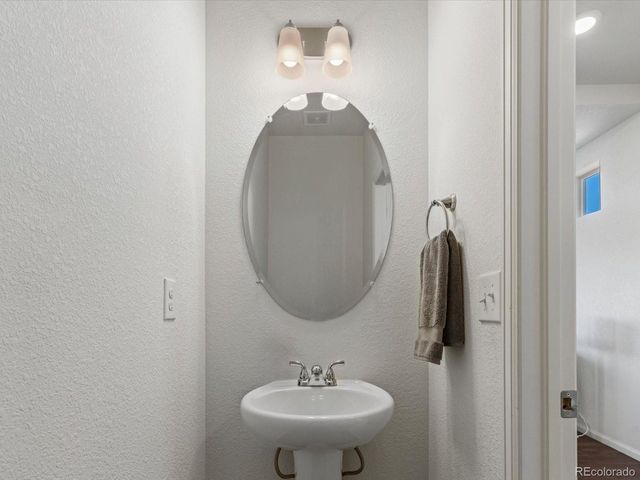 21773 E 46th Ave, Aurora, CO 80019