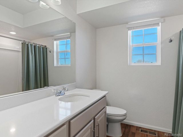 21773 E 46th Ave, Aurora, CO 80019