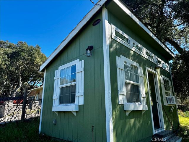 3325 Arena Road, Atascadero, CA 93422