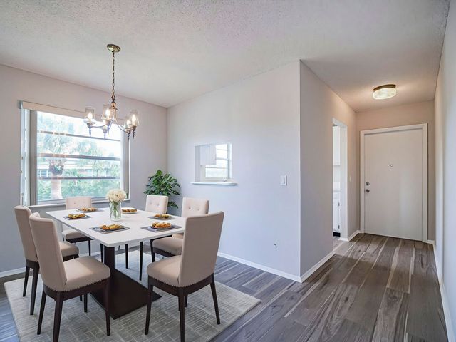 6 Vista Gardens Trail, Vero Beach, FL 32962