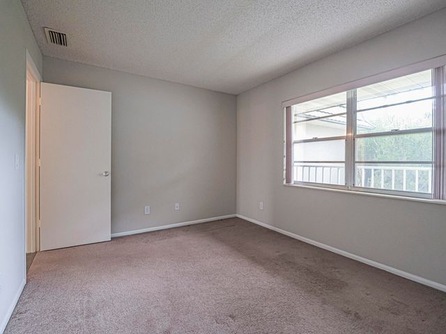 6 Vista Gardens Trail, Vero Beach, FL 32962